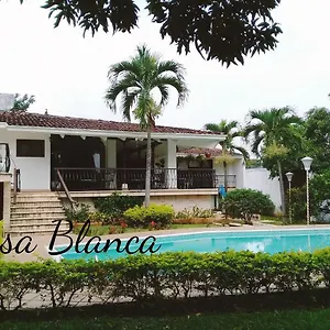  Hostal Casa Blanca